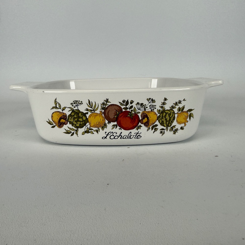 Corning Ware Spice of Life L'Echalote 1 Quart Casserole Dish A-1-B White Vintage